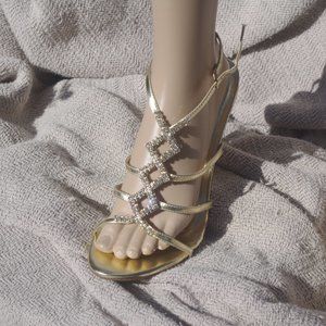 SIZZLE BY COLORIFIC- MODEL CAPRI GOLD SIZE 11 AND 9 1/2/  NEW IN BOX